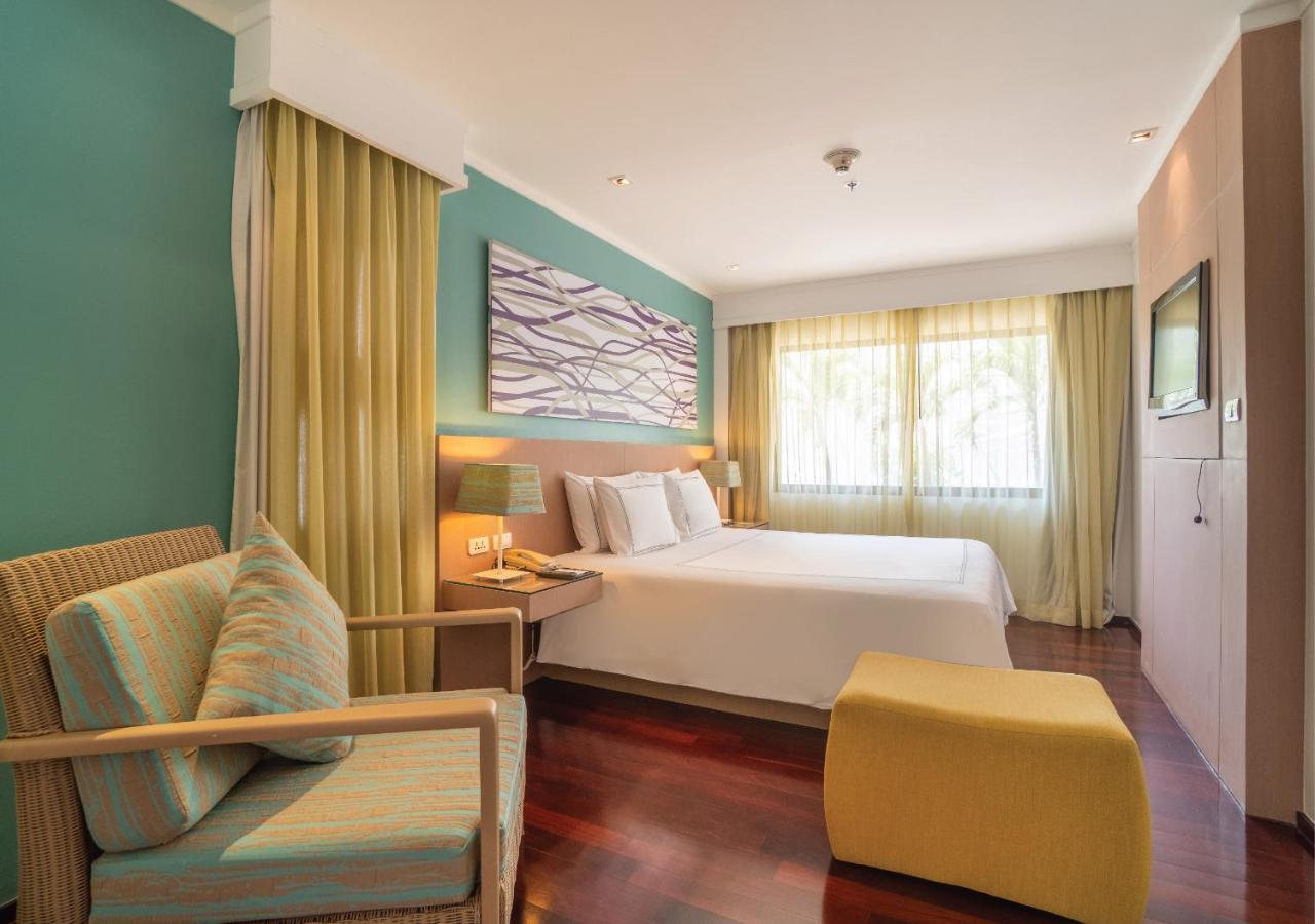 Radisson Resort And Suites Phuket Kamala Plajı Dış mekan fotoğraf