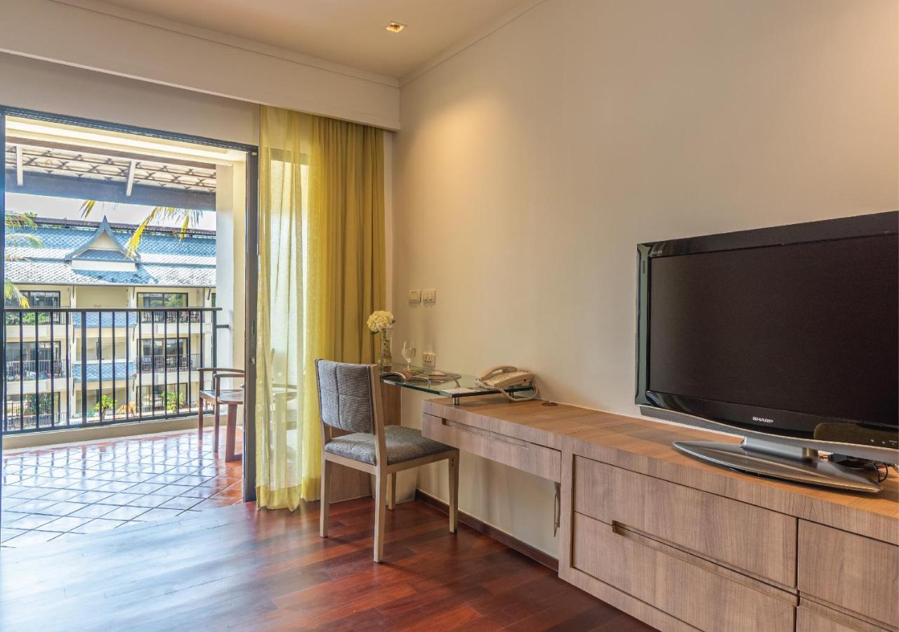 Radisson Resort And Suites Phuket Kamala Plajı Dış mekan fotoğraf